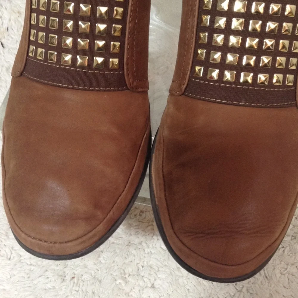Amalfi by Rangoni Nubuck leather pump 7